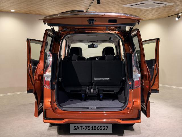 Nissan SERENA 2022-03 8730891-18