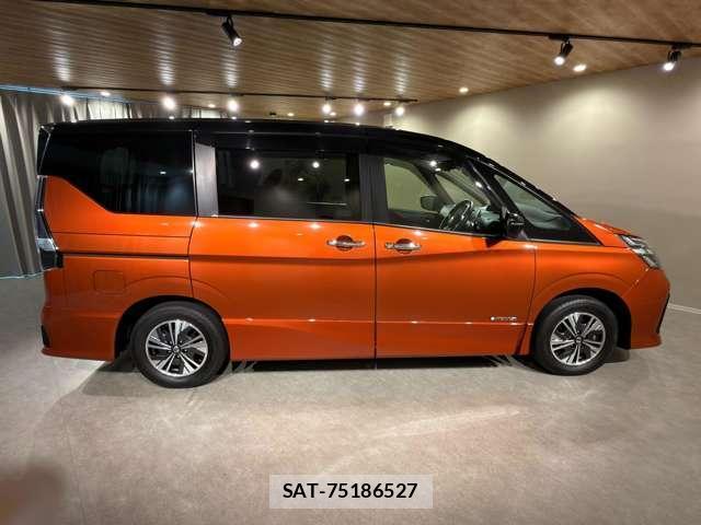 Nissan SERENA 2022-03 8730891-3