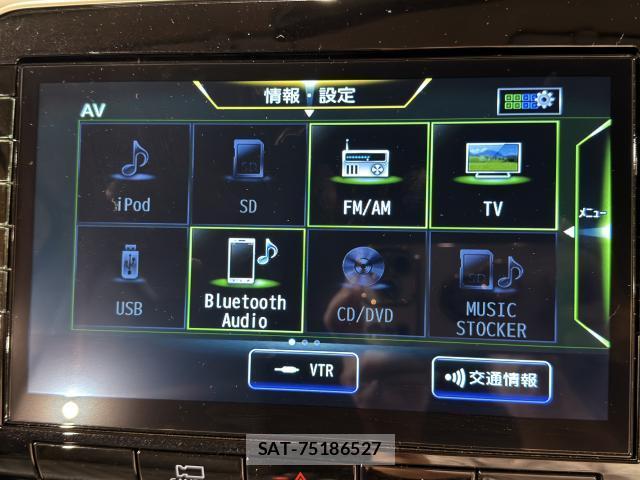 Nissan SERENA 2022-03 8730891-4