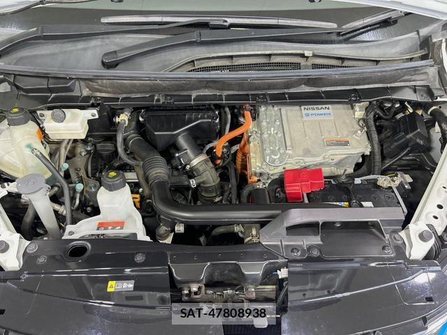 Nissan SERENA 2022-10 8730915-18