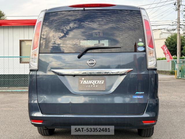 Nissan SERENA 2010-11 8731070-1