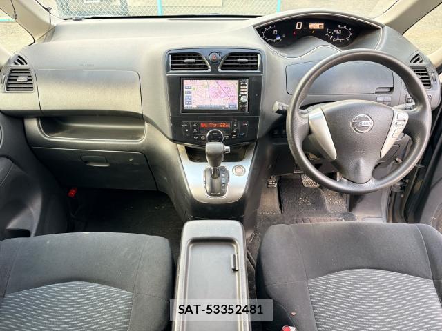 Nissan SERENA 2010-11 8731070-2