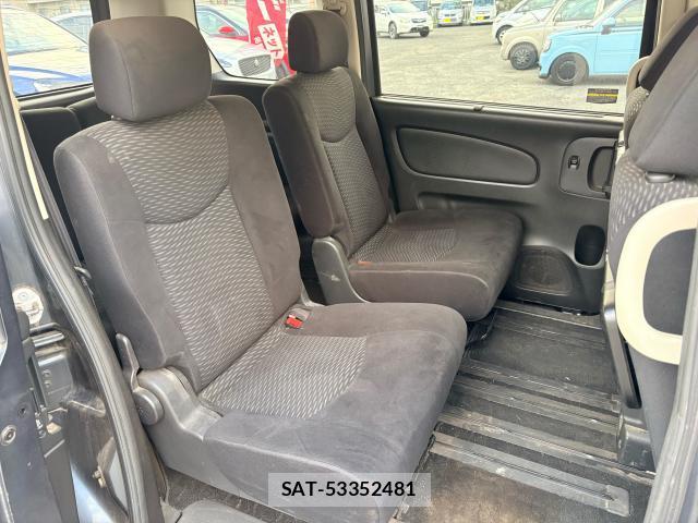 Nissan SERENA 2010-11 8731070-6