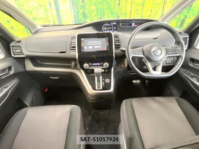 Nissan SERENA 2017 8731229-1