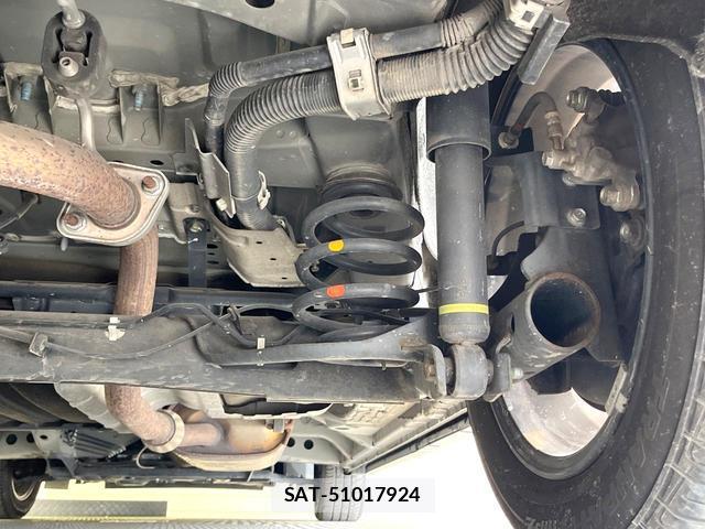 Nissan SERENA 2017 8731229-17