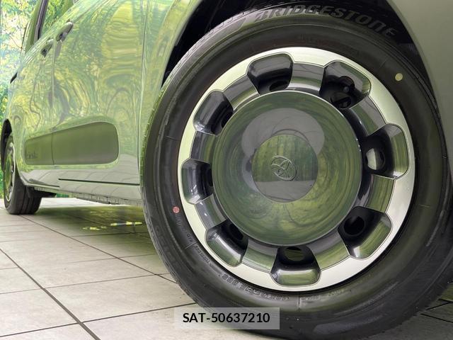 Toyota SIENTA 2023-10 8725783-13
