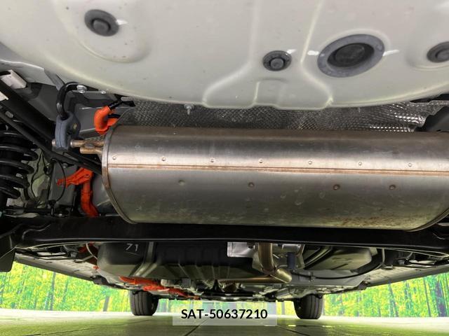 Toyota SIENTA 2023-10 8725783-18