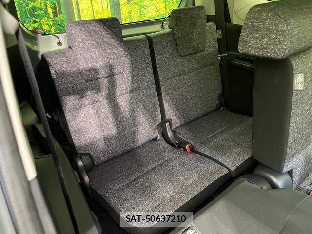 Toyota SIENTA 2023-10 8725783-9