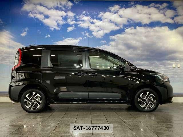 Toyota SIENTA 2023-03 8725892-13