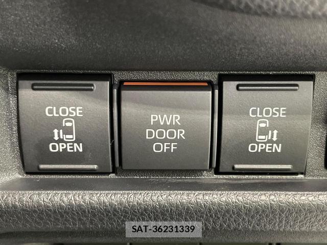 Toyota SIENTA 2023-10 8725937-6