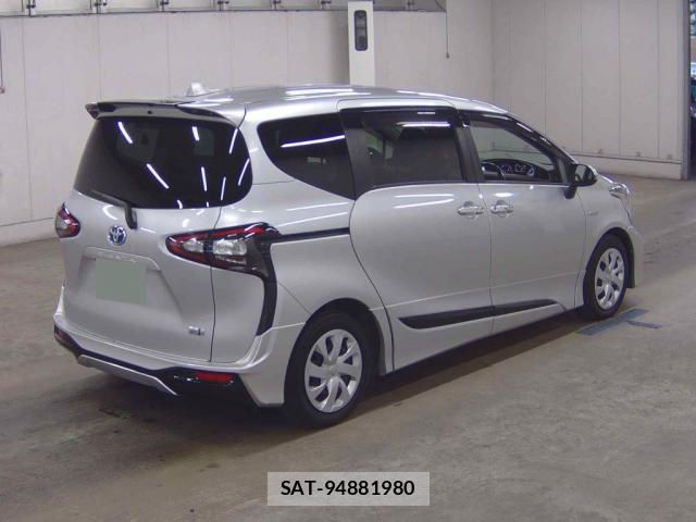 Toyota SIENTA 2016-11 8726261-4