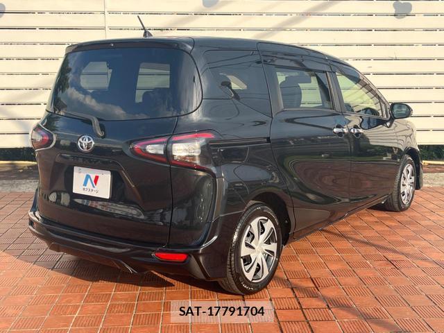 Toyota SIENTA 2016-07 8726355-17