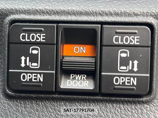 Toyota SIENTA 2016-07 8726355-4