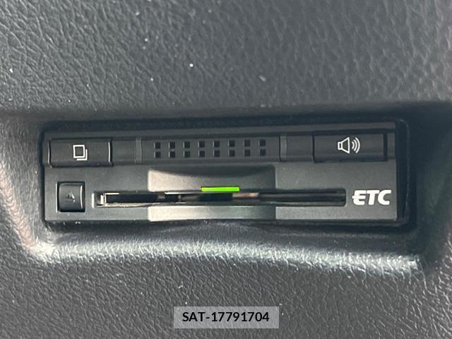 Toyota SIENTA 2016-07 8726355-6