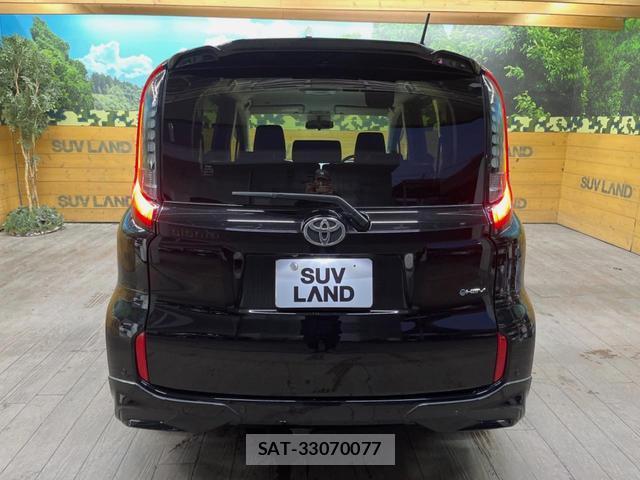 Toyota SIENTA 2025-03 8726429-14