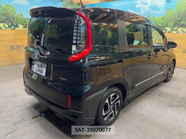 Toyota SIENTA 2025-03 8726429-16