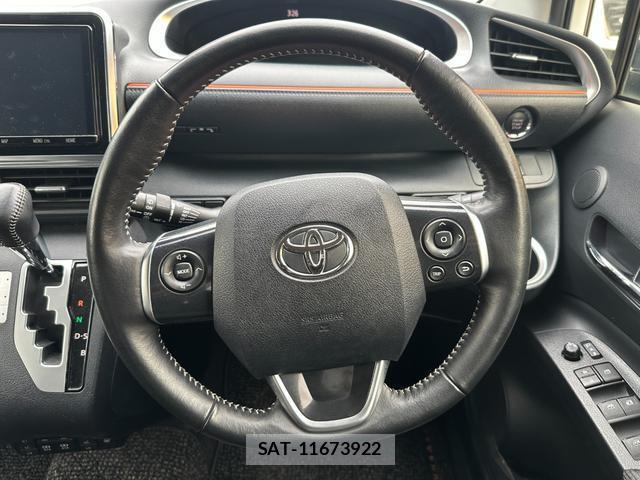 Toyota SIENTA 2018-11 8726464-10