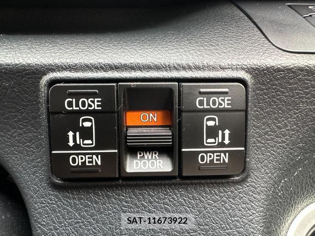 Toyota SIENTA 2018-11 8726464-5