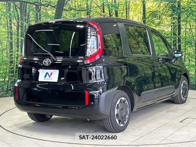 Toyota SIENTA 2024-10 8726696-16