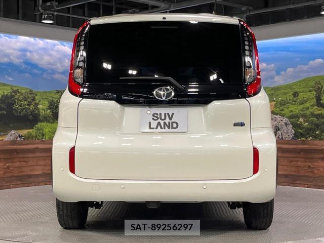 Toyota SIENTA 2022-11 8726770-15
