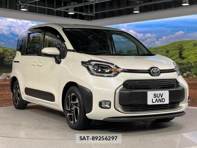Toyota SIENTA 2022-11 8726770-16