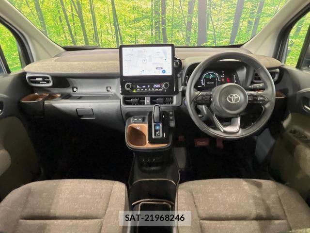 Toyota SIENTA 2023-12 8726818-1