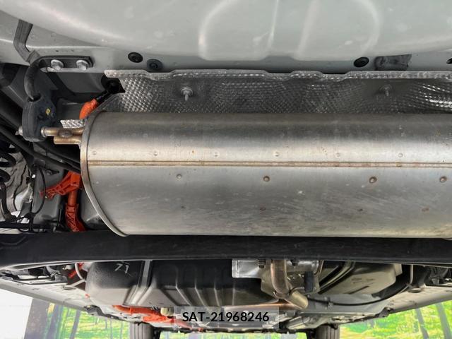 Toyota SIENTA 2023-12 8726818-18