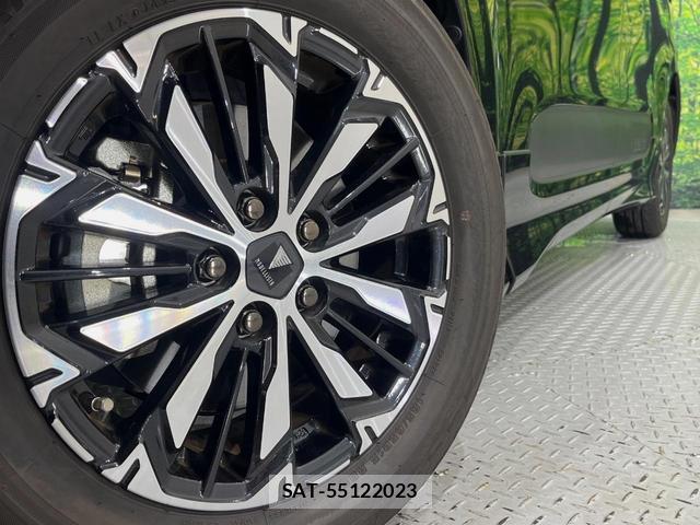 Toyota SIENTA 2024-09 8726985-12