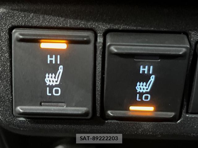 Toyota SIENTA 2023-11 8727007-6