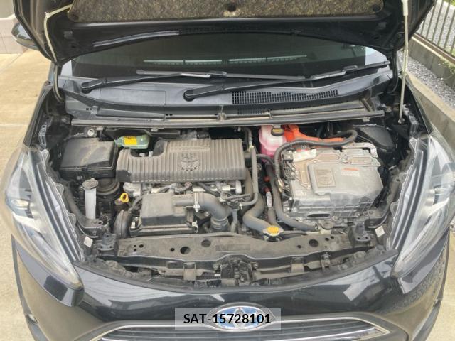 Toyota SIENTA 2015-11 8727289-11