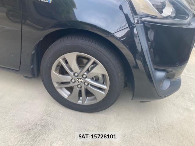Toyota SIENTA 2015-11 8727289-13