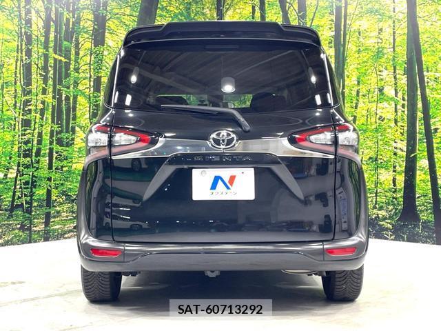 Toyota SIENTA 2016-07 8727872-17