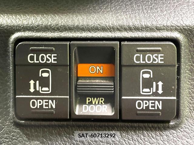 Toyota SIENTA 2016-07 8727872-5