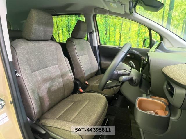 Toyota SIENTA 2024-10 8728122-7