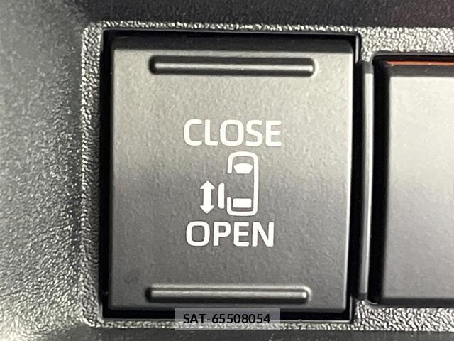 Toyota SIENTA 2025-07 8728204-6