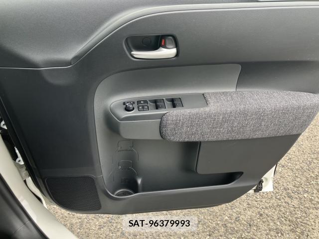Toyota SIENTA 2023-04 8728280-12