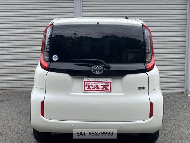 Toyota SIENTA 2023-04 8728280-15