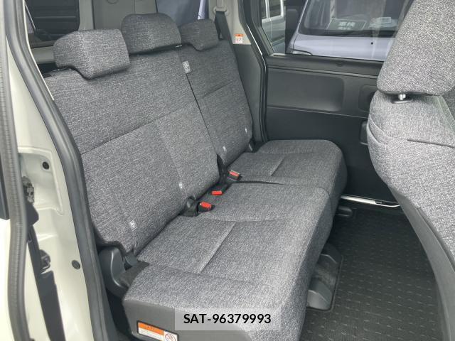 Toyota SIENTA 2023-04 8728280-9