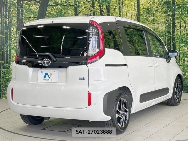 Toyota SIENTA 2023-08 8728369-17