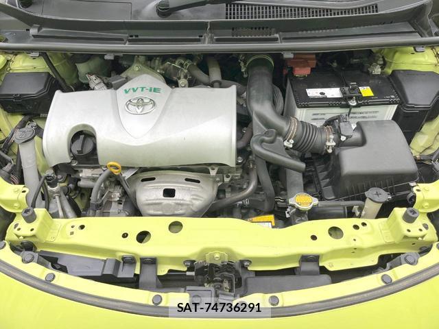 Toyota SIENTA 2015-10 8728475-17