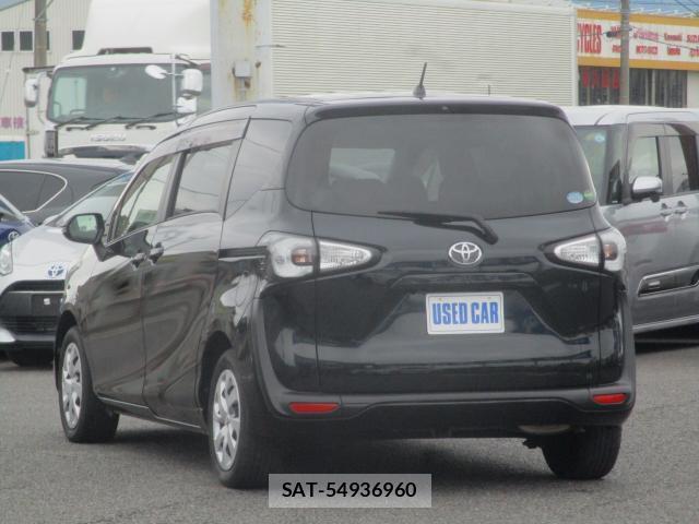 Toyota SIENTA 2017-06 8728543-1