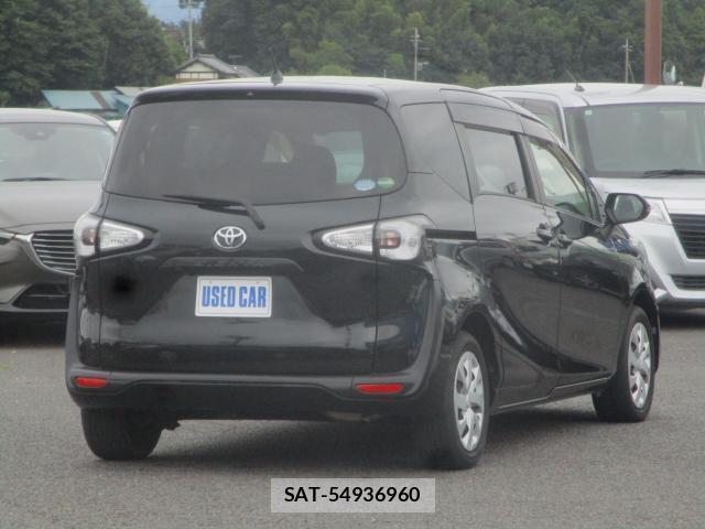 Toyota SIENTA 2017-06 8728543-12