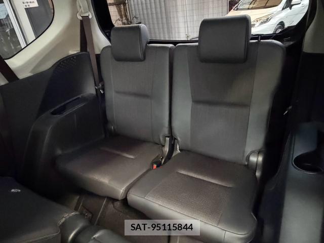 Toyota SIENTA 2017-12 8728564-16
