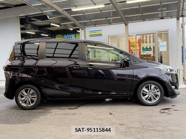 Toyota SIENTA 2017-12 8728564-3