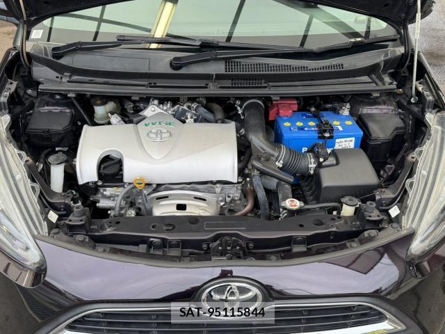 Toyota SIENTA 2017-12 8728564-7