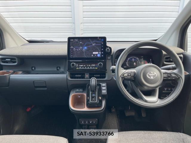 Toyota SIENTA 2023-09 8728804-1