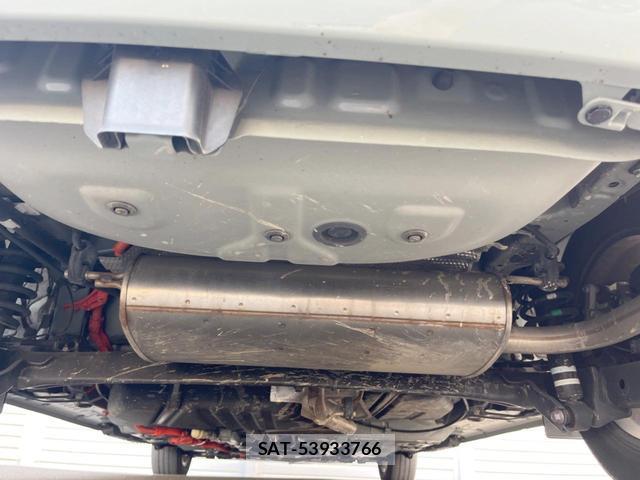 Toyota SIENTA 2023-09 8728804-19