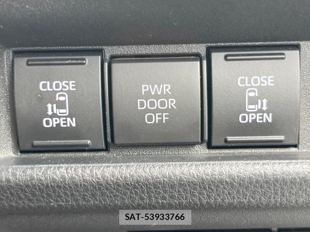 Toyota SIENTA 2023-09 8728804-5
