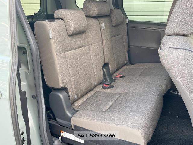 Toyota SIENTA 2023-09 8728804-9