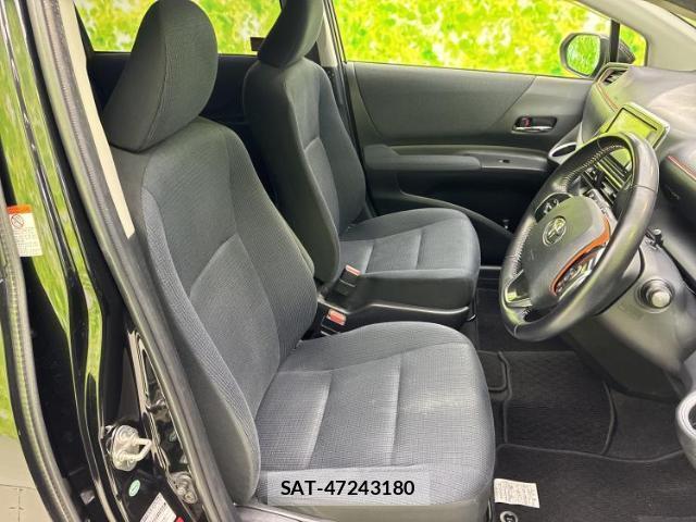 Toyota SIENTA 2015-08 8728814-3
